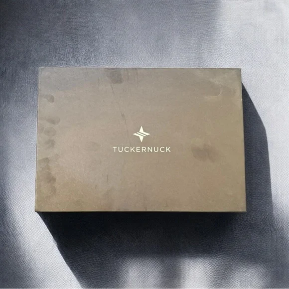 New in Box TUCKERNUCK Ellie Velvet Leopard Print Block Heel Women's Shoes Size 8 - Picture 6 of 7